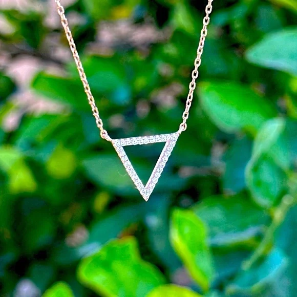 925 Sterling silver triangle necklace - Picture 1 of 4